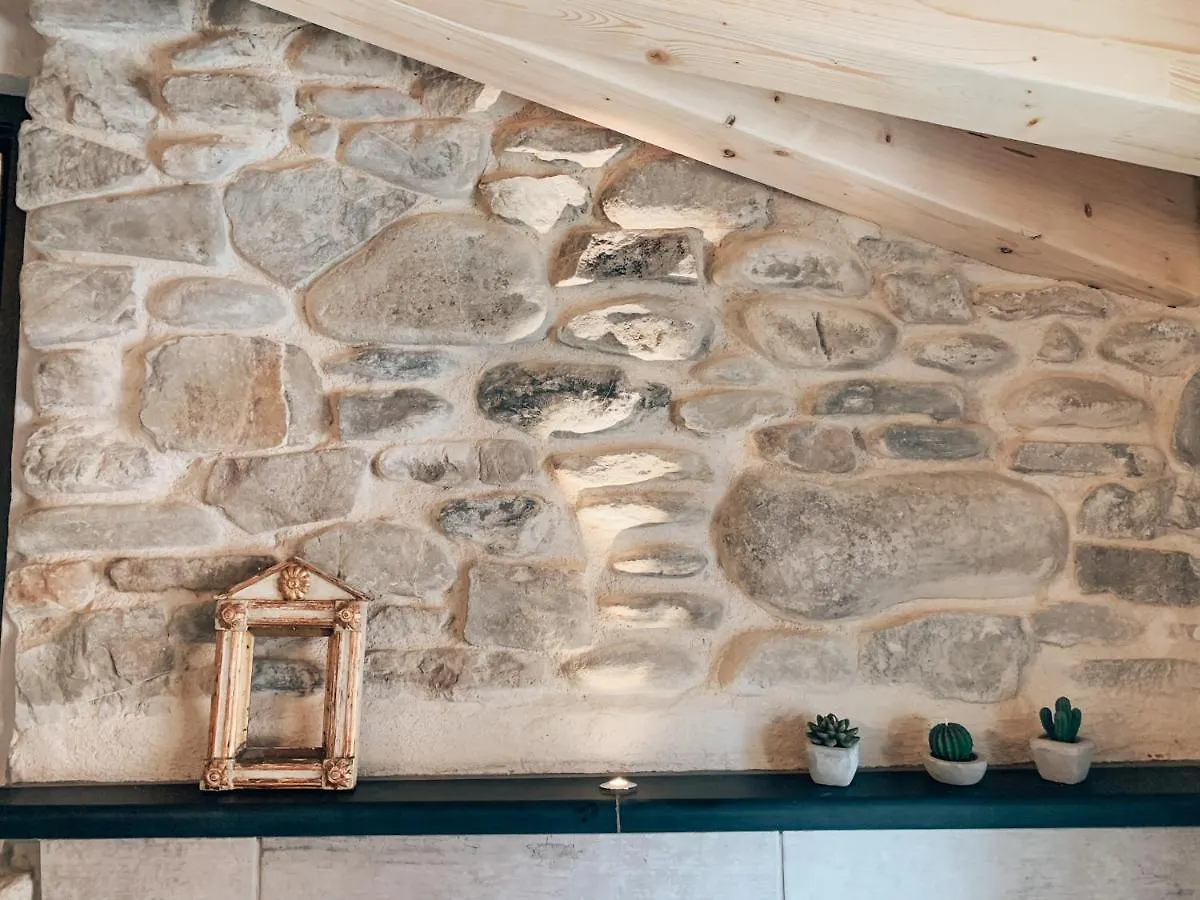 돌체아쿠아 Talking Stones B&B